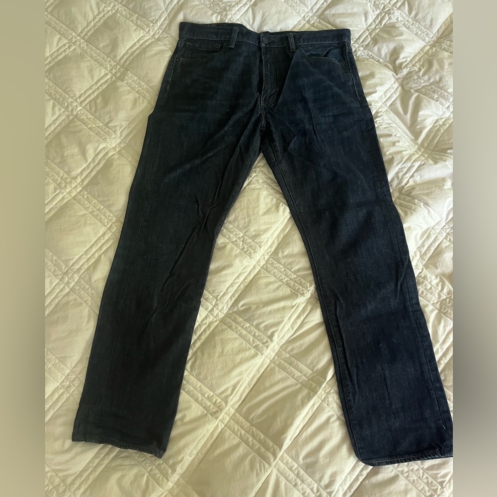 Levi’s 513. 34” waist, 32” inseam. Dark blue.